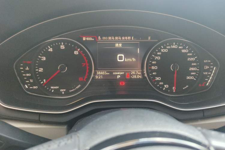 Used Audi A4L 2018 30th Anniversary Edition 40 TFSI Trendy Model Odometer Close Up
