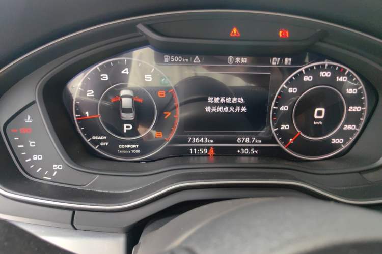 Used Audi A4L 2018 30th Anniversary Edition 40 TFSI Fashion Model Odometer Close Up