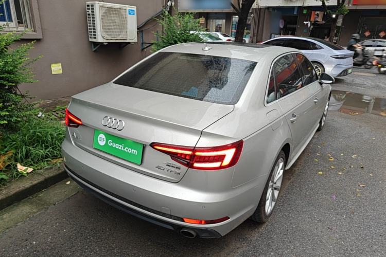 Used Audi A4L 2018 30th Anniversary Edition 40 TFSI Trendy Model Rear Right 45 Deg