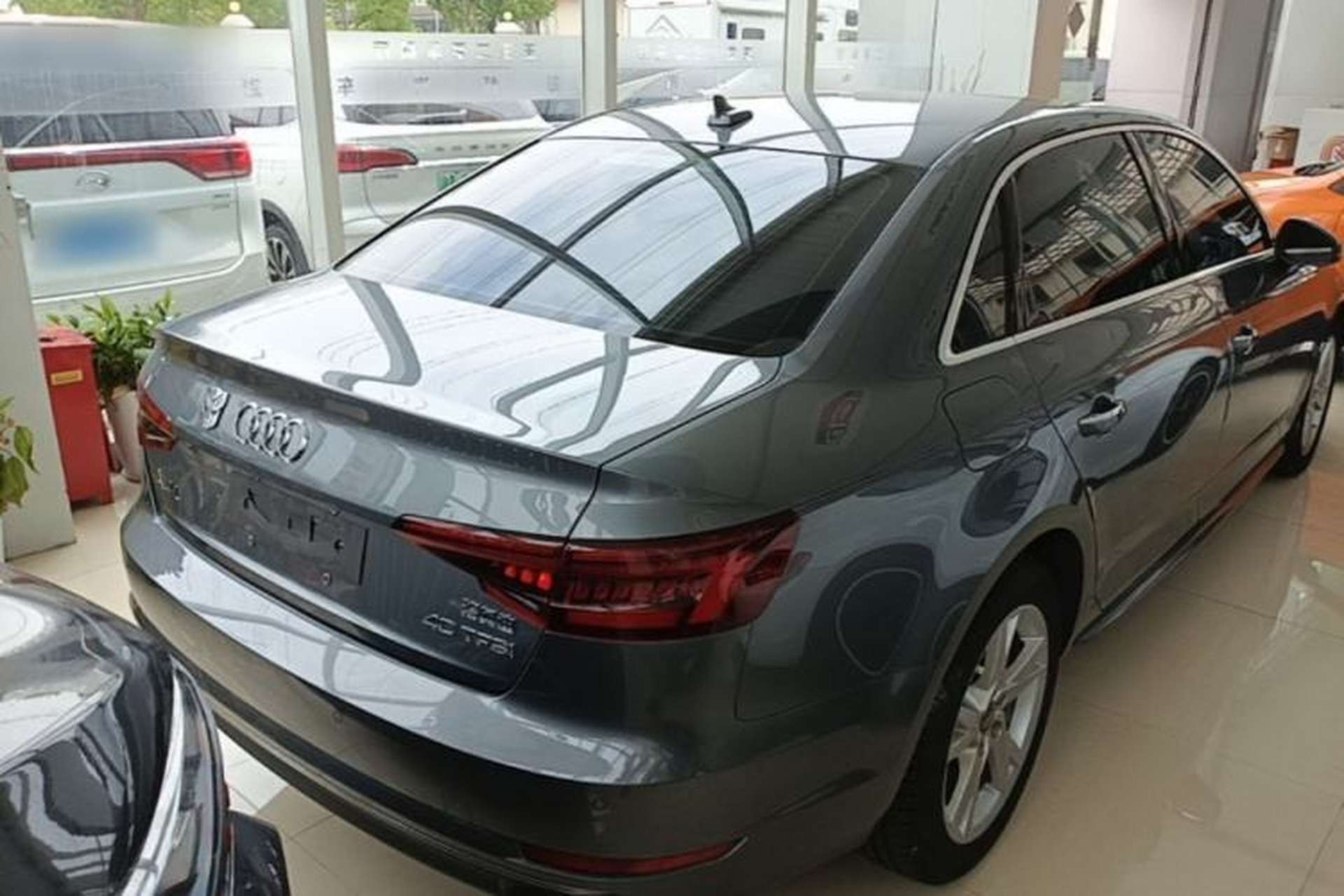 Used Audi A4L 2018 30th Anniversary Edition 40 TFSI Trendy Model Rear Right 45 Deg