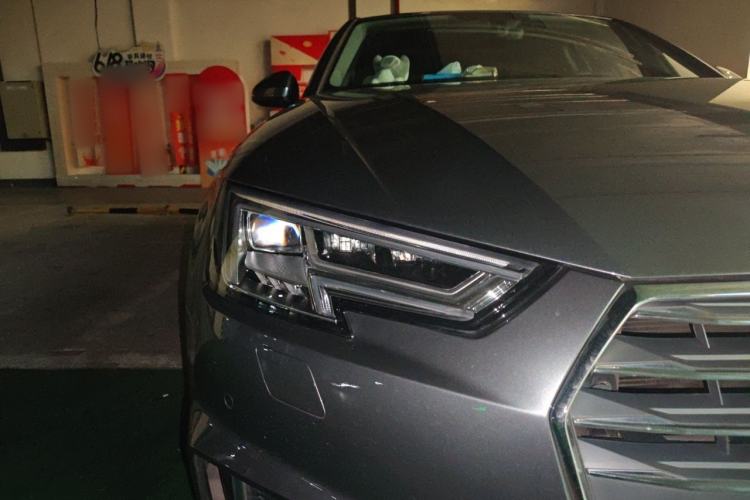 Used Audi A4L 2018 30th Anniversary Edition 40 TFSI Fashion Model Right Front Headlight