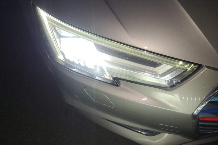 Used Audi A4L 2018 30th Anniversary Edition 40 TFSI Fashion Model Right Front Headlight