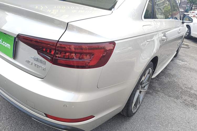 Used Audi A4L 2018 30th Anniversary Edition 40 TFSI Trendy Model Right Rear Taillight