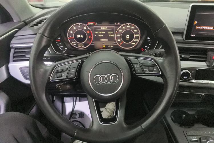 Used Audi A4L 2018 30th Anniversary Edition 40 TFSI Fashion Model Steering Wheel