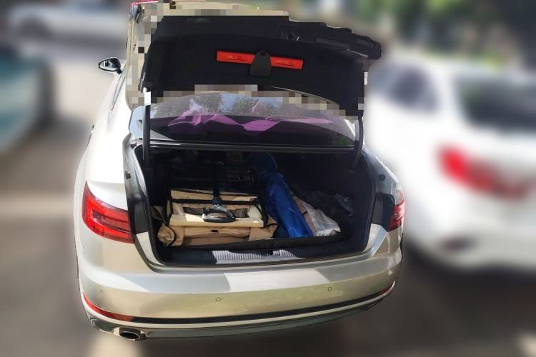 Used Audi A4L 2018 30th Anniversary Edition 40 TFSI Fashion Model Trunk