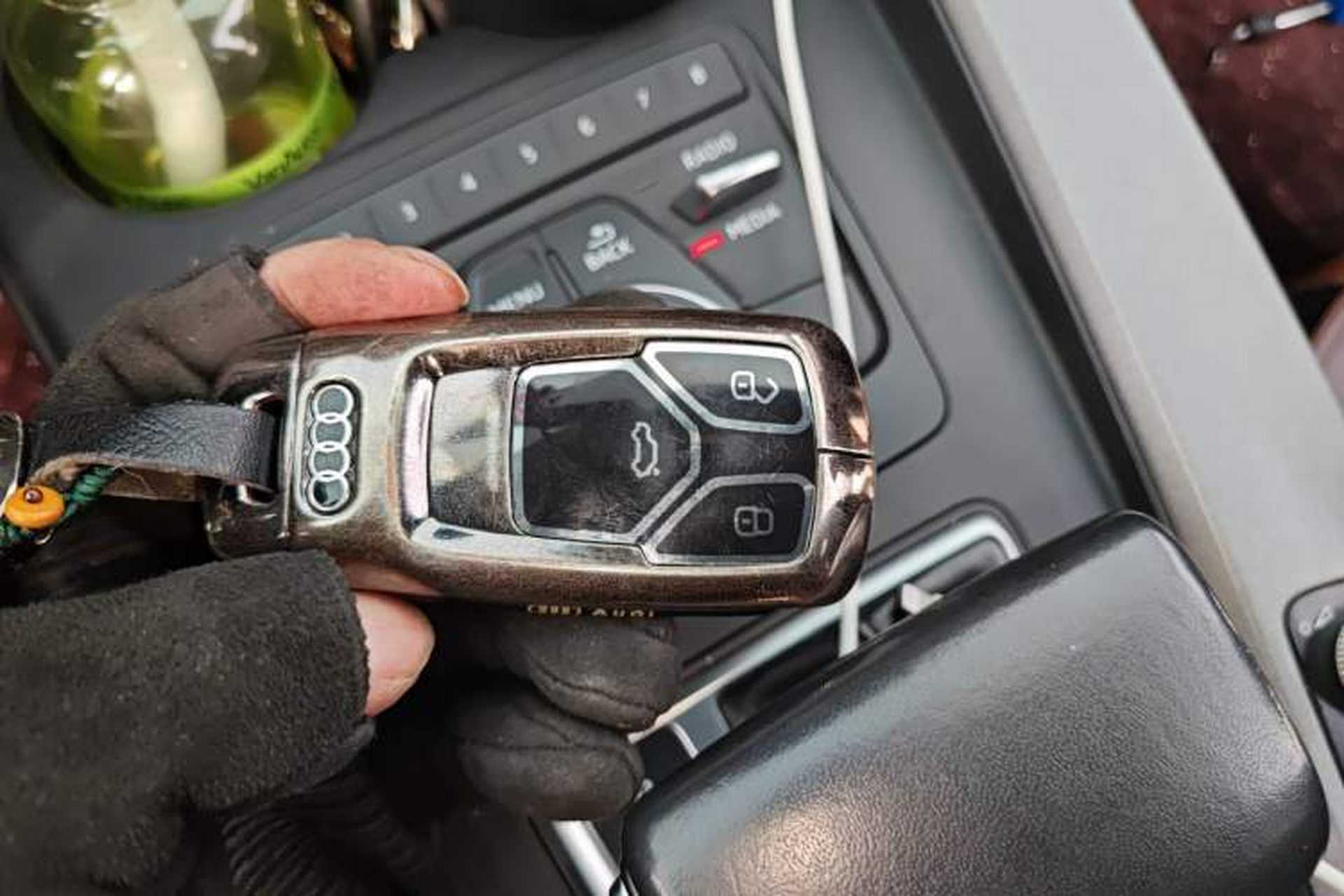 Used Audi A4L 2018 30th Anniversary Edition 40 TFSI Trendy Model Vehicle Key