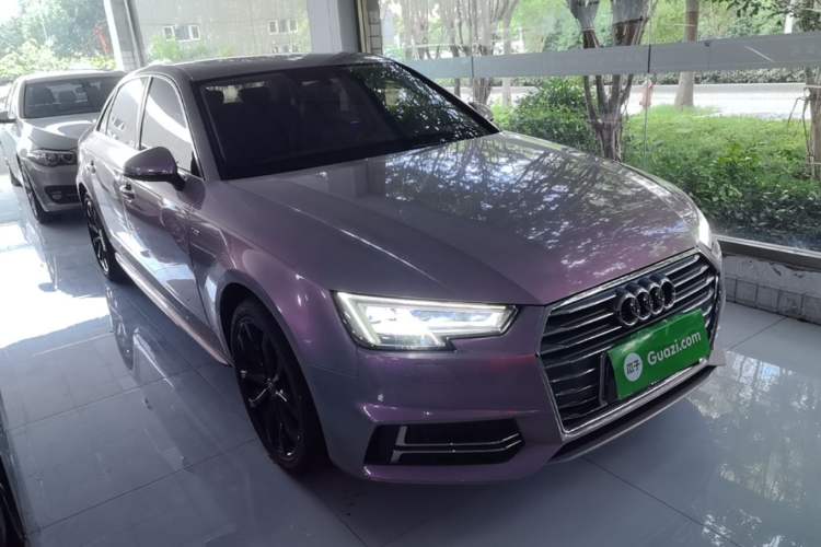 Used Audi A4L 2018 30th Anniversary Edition 40 TFSI Trendy Model Front Right 45 Deg