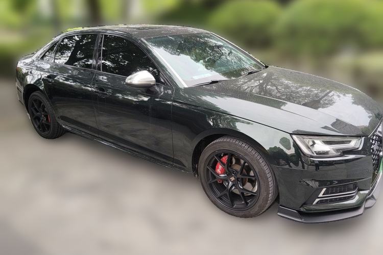 Used Audi A4L 2018 30th Anniversary Edition 40 TFSI Fashion Model Front Right 45 Deg