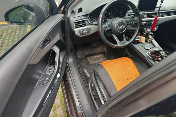 Used Audi A4L 2018 30th Anniversary Edition 40 TFSI Trendy Model Driver Seat
