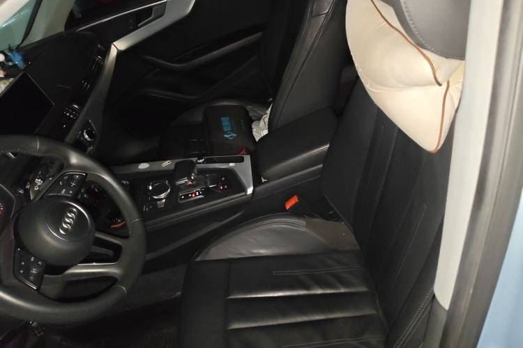 Used Audi A4L 2018 30th Anniversary Edition 40 TFSI Fashion Model Driver Seat