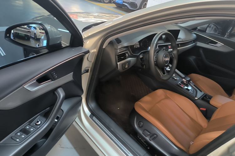 Used Audi A4L 2018 30th Anniversary Edition 40 TFSI Trendy Model Driver Seat