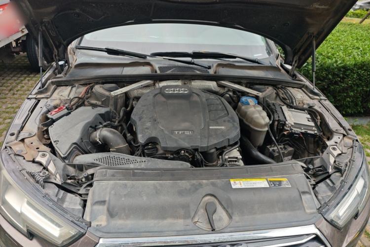 Used Audi A4L 2018 30th Anniversary Edition 40 TFSI Trendy Model Engine Bay