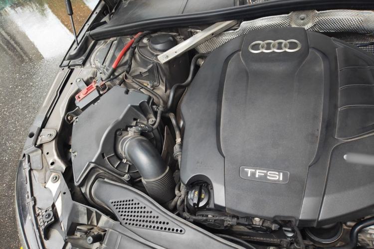 Used Audi A4L 2018 30th Anniversary Edition 40 TFSI Trendy Model Engine Bay Right
