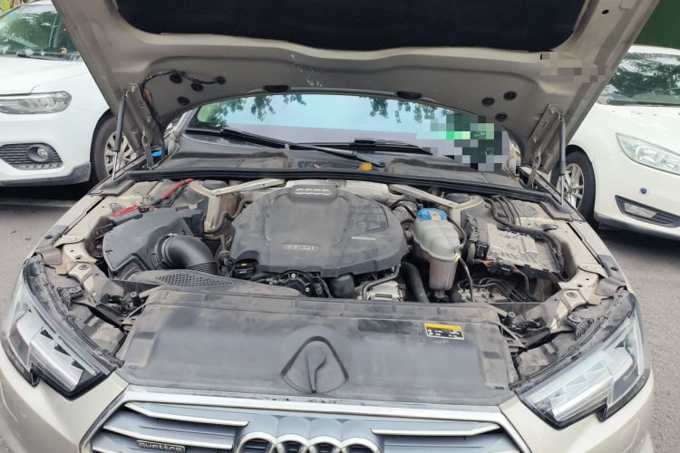 Used Audi A4L 2018 30th Anniversary Edition 45 TFSI quattro Sport model Engine Bay