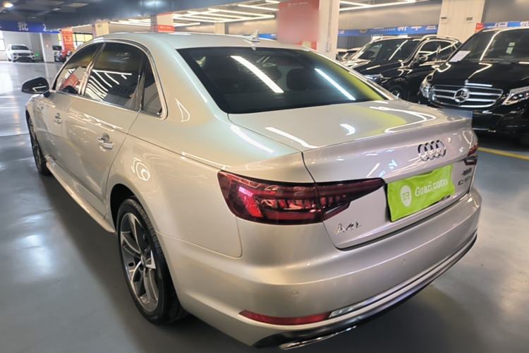 Used Audi A4L 2018 30th Anniversary Edition 40 TFSI Trendy Model Exterior 2