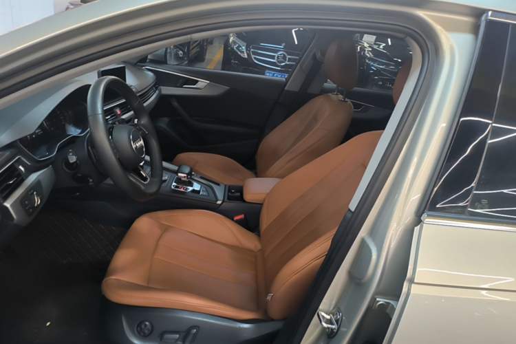 Used Audi A4L 2018 30th Anniversary Edition 40 TFSI Trendy Model Left Front Seat