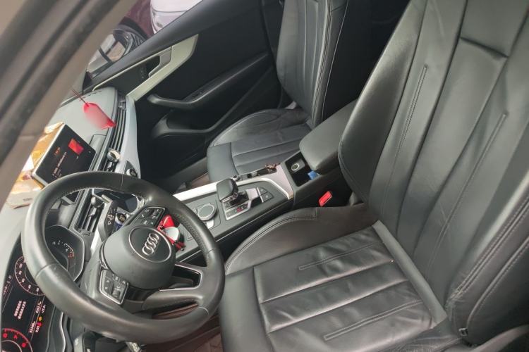 Used Audi A4L 2018 30th Anniversary Edition 40 TFSI Fashion Model Left Front Seat
