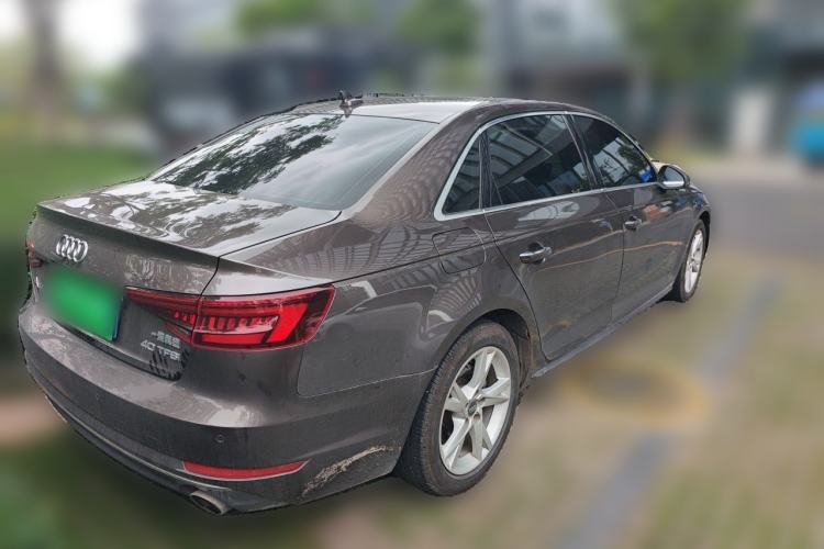 Used Audi A4L 2018 30th Anniversary Edition 40 TFSI Trendy Model Rear Right 45 Deg