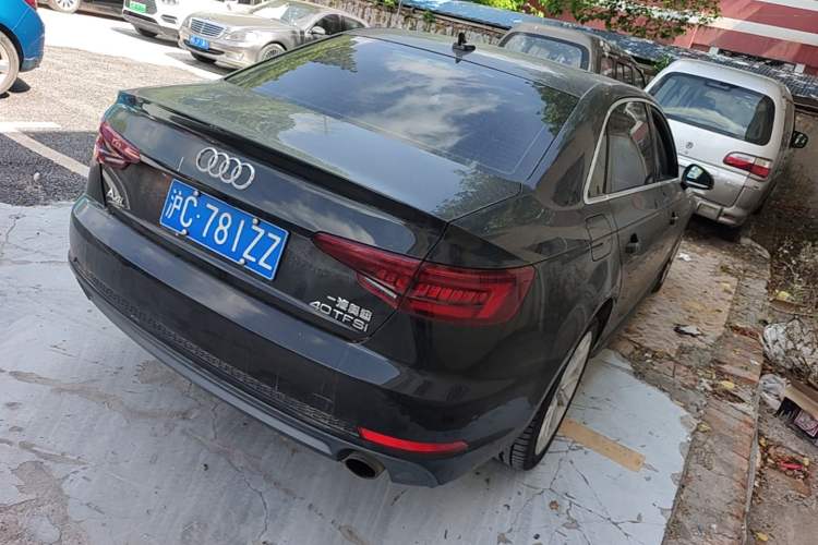 Used Audi A4L 2018 30th Anniversary Edition 40 TFSI Fashion Model Rear Right 45 Deg