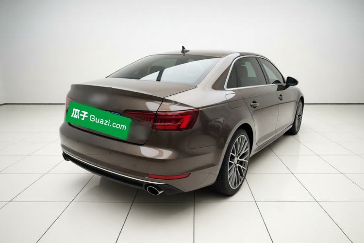 Used Audi A4L 2018 30th Anniversary Edition 40 TFSI Trendy Model Rear Right 45 Deg