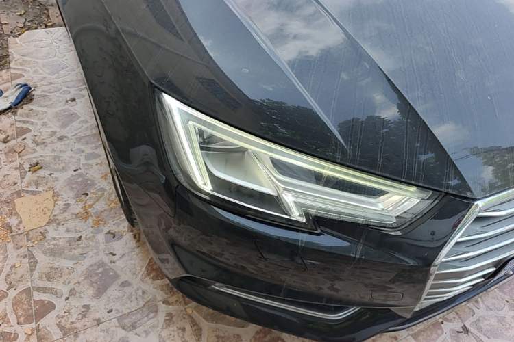 Used Audi A4L 2018 30th Anniversary Edition 40 TFSI Fashion Model Right Front Headlight