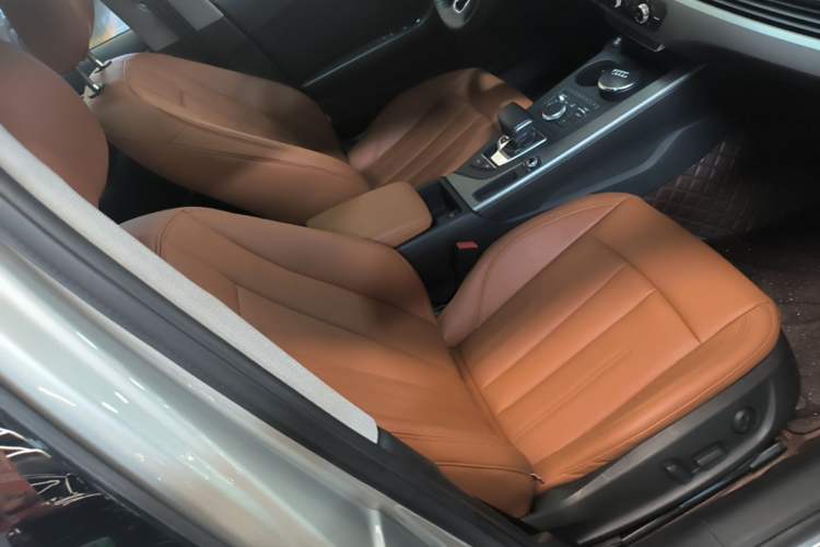 Used Audi A4L 2018 30th Anniversary Edition 40 TFSI Trendy Model Right Front Seat