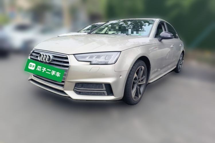 Używany Audi A4L 2018 30th Anniversary Edition 45 TFSI quattro Sport model Guazi used car, China used car export, Used car for sale, Used  cars, Cheapest cars for sale