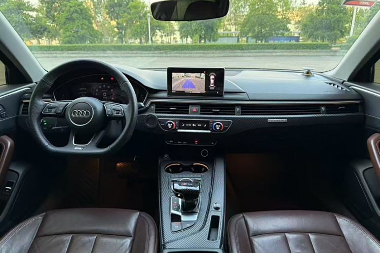 Used Audi A4L 2018 30th Anniversary Edition 40 TFSI Fashion Model Interior 2