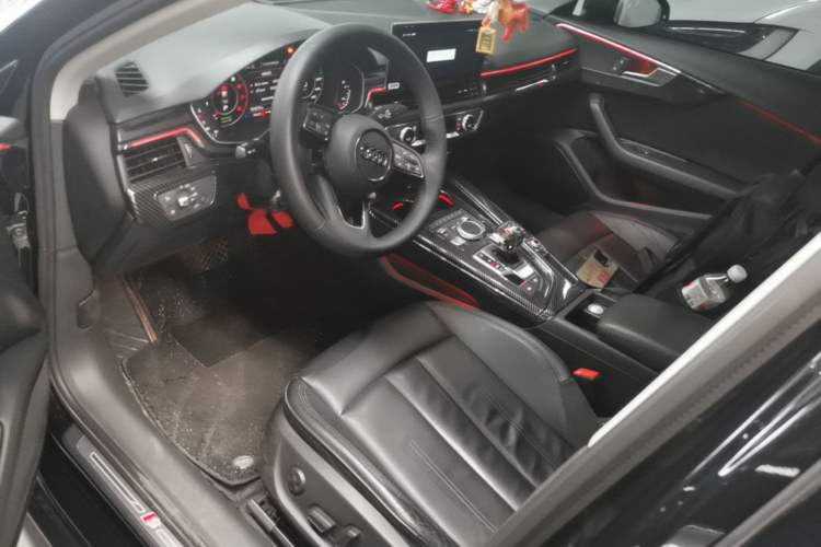 Used Audi A4L 2018 30th Anniversary Edition 40 TFSI Fashion Model Left Front Seat