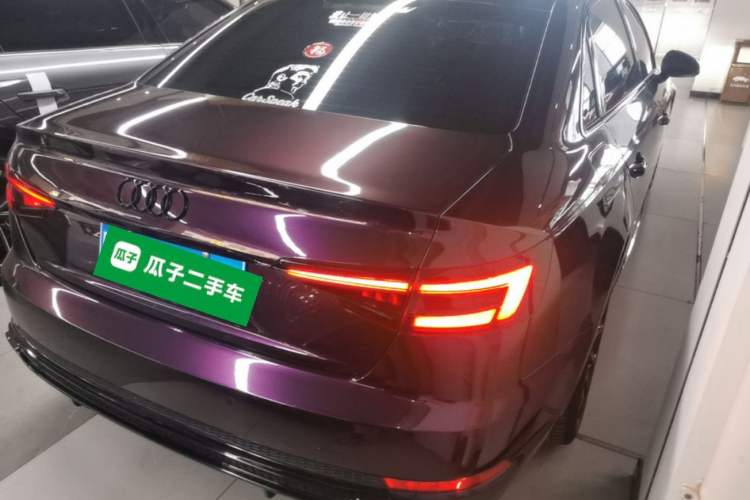 Used Audi A4L 2018 30th Anniversary Edition 40 TFSI Fashion Model Rear Right 45 Deg