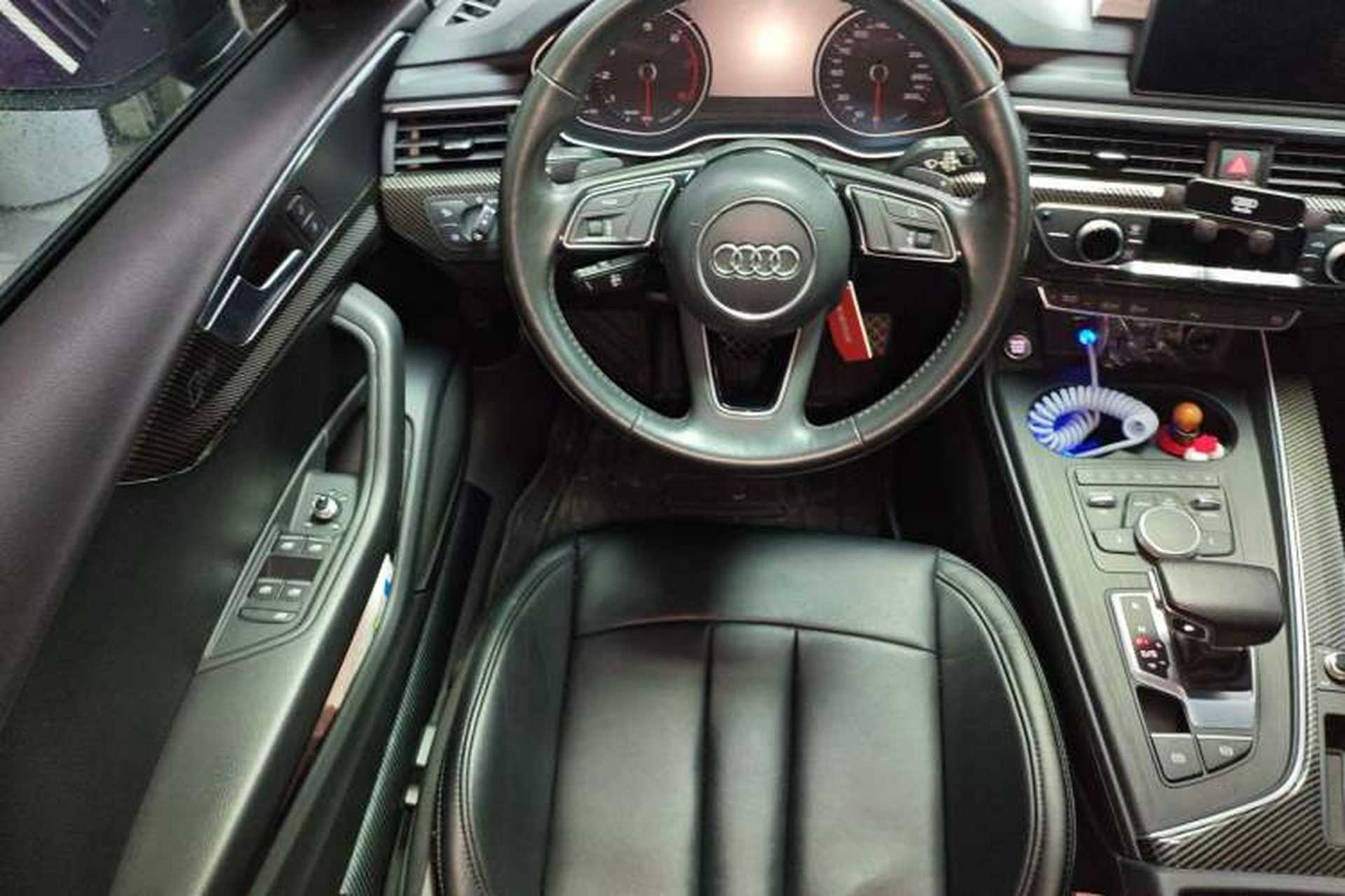 Used Audi A4L 2018 30th Anniversary Edition 40 TFSI Trendy Model Steering Wheel