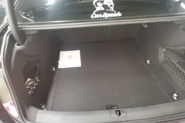 Used Audi A4L 2018 30th Anniversary Edition 40 TFSI Fashion Model Trunk