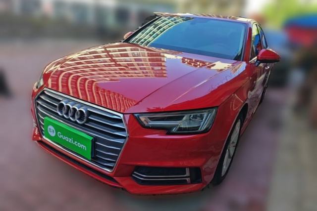 Audi A4L 2018 30th Anniversary Edition 40 TFSI Fashion Model с пробегом