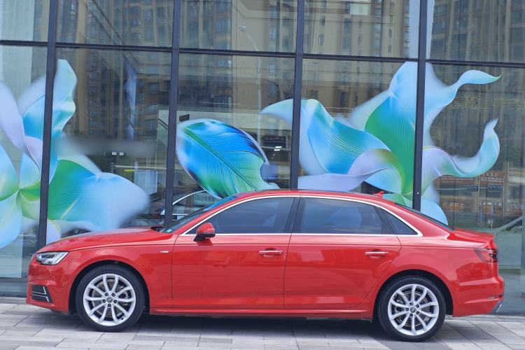 Used Audi A4L 2018 30th Anniversary Edition 40 TFSI Fashion Model Exterior 2