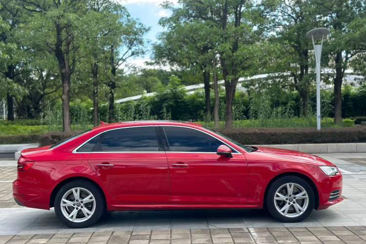 Used Audi A4L 2018 30th Anniversary Edition 40 TFSI Trendy Model Exterior 2