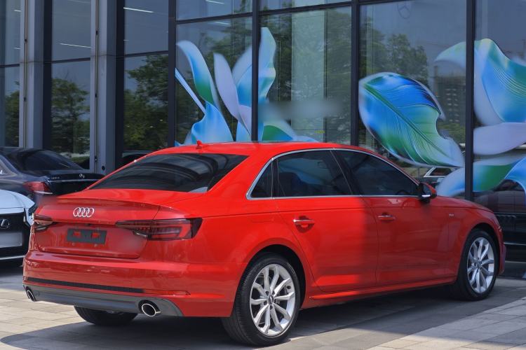 Used Audi A4L 2018 30th Anniversary Edition 40 TFSI Fashion Model Exterior 4