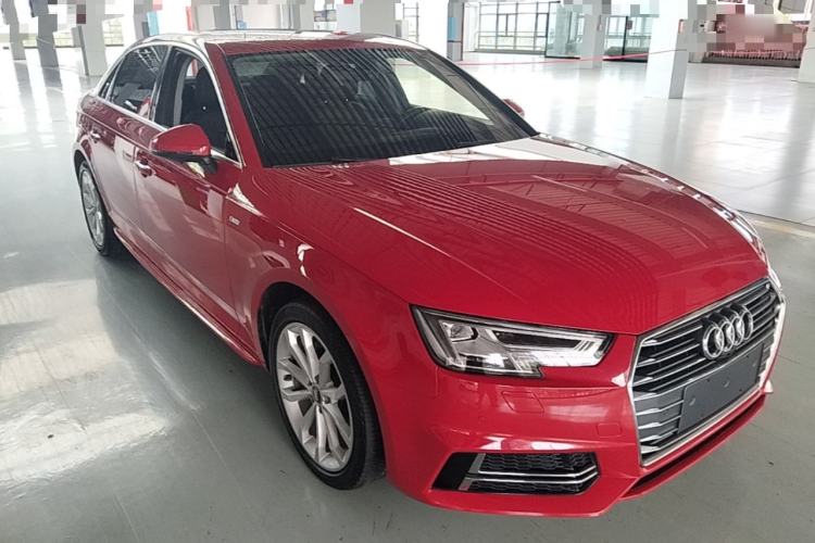 Used Audi A4L 2018 30th Anniversary Edition 40 TFSI Trendy Model Front Right 45 Deg