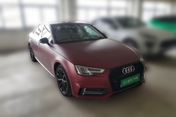 Used Audi A4L 2018 30th Anniversary Edition 40 TFSI Fashion Model Front Right 45 Deg