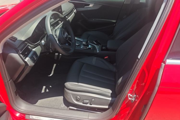 Used Audi A4L 2018 30th Anniversary Edition 40 TFSI Trendy Model Left Front Seat