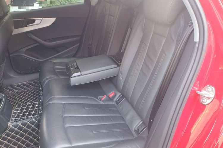 Used Audi A4L 2018 30th Anniversary Edition 40 TFSI Fashion Model Left Rear Seat