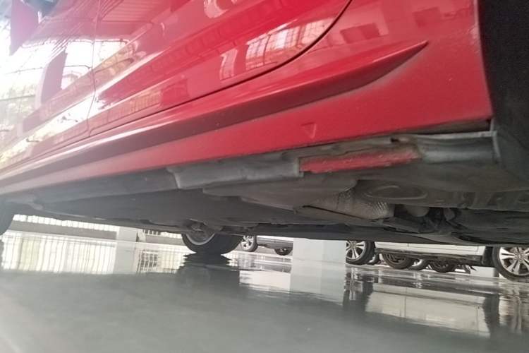 Used Audi A4L 2018 30th Anniversary Edition 40 TFSI Trendy Model Left Side Sill