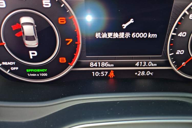 Used Audi A4L 2018 30th Anniversary Edition 40 TFSI Fashion Model Odometer Close Up