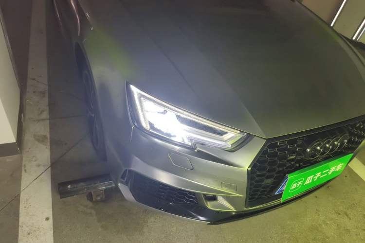 Used Audi A4L 2018 30th Anniversary Edition 30 TFSI Ambition Model Right Front Headlight