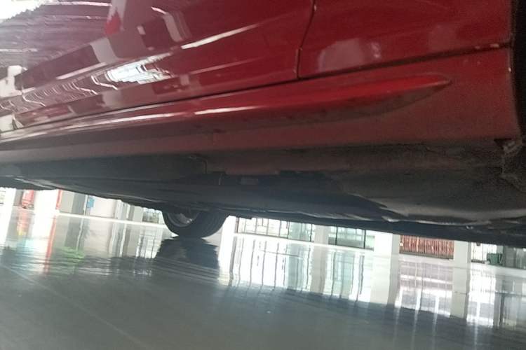 Used Audi A4L 2018 30th Anniversary Edition 40 TFSI Trendy Model Right Side Sill