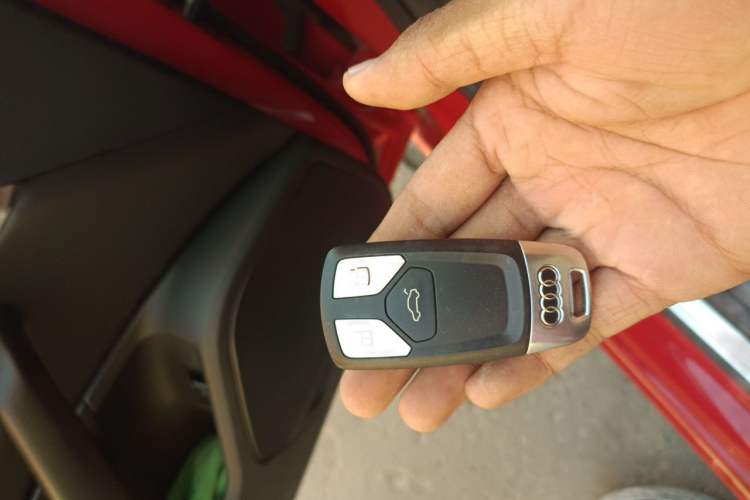 Used Audi A4L 2018 30th Anniversary Edition 40 TFSI Fashion Model Vehicle Key