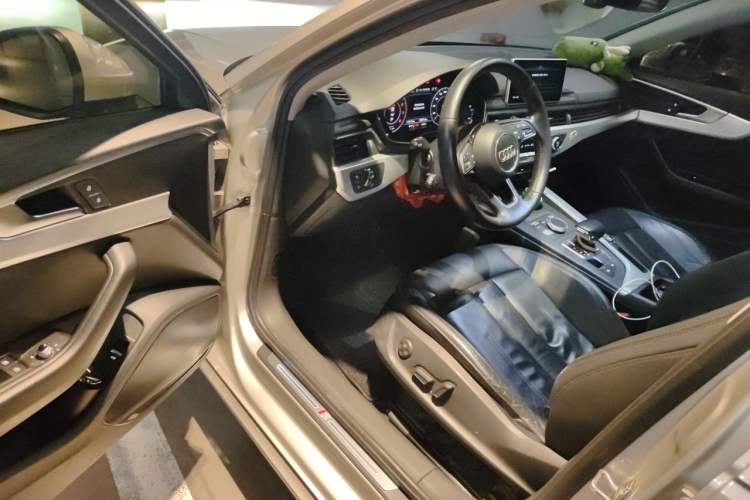 Used Audi A4L 2018 30th Anniversary Edition 40 TFSI Fashion Model Driver Seat