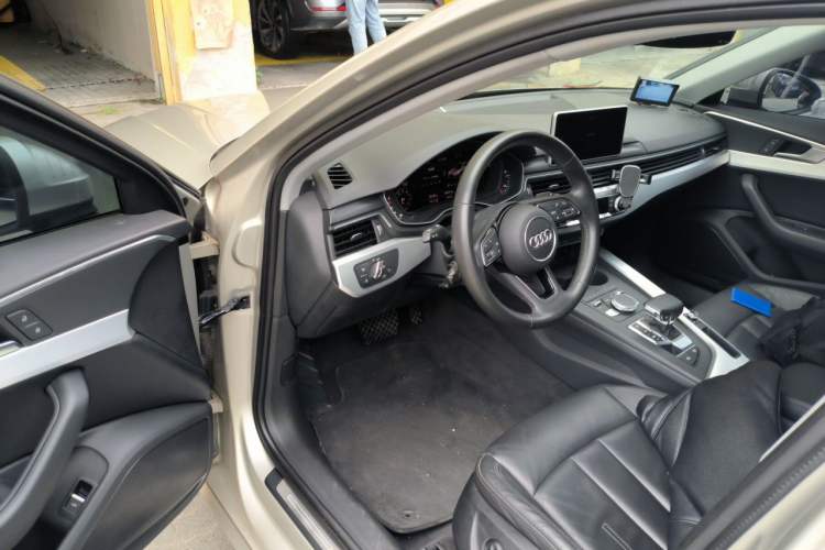 Used Audi A4L 2018 30th Anniversary Edition 40 TFSI Fashion Model Driver Seat