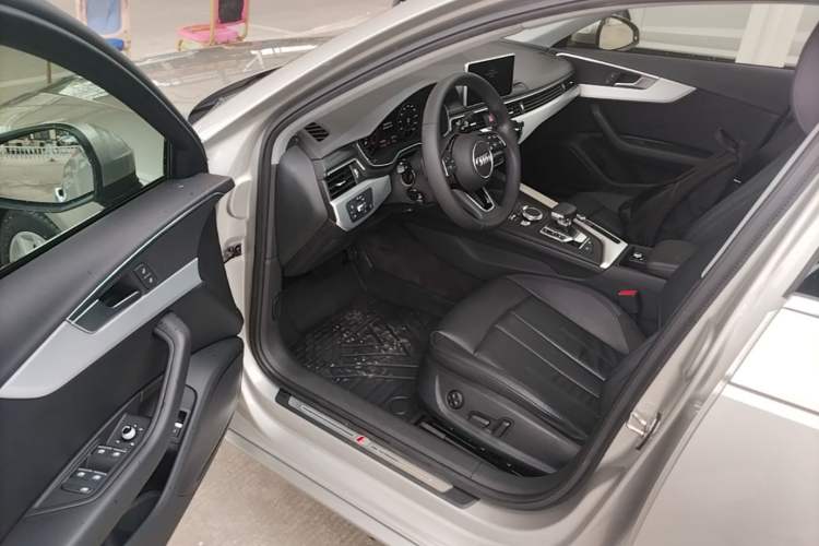 Used Audi A4L 2018 30th Anniversary Edition 40 TFSI Fashion Model Driver Seat