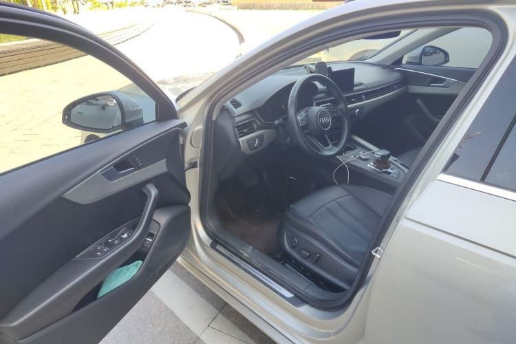 Used Audi A4L 2018 30th Anniversary Edition 40 TFSI Trendy Model Driver Seat