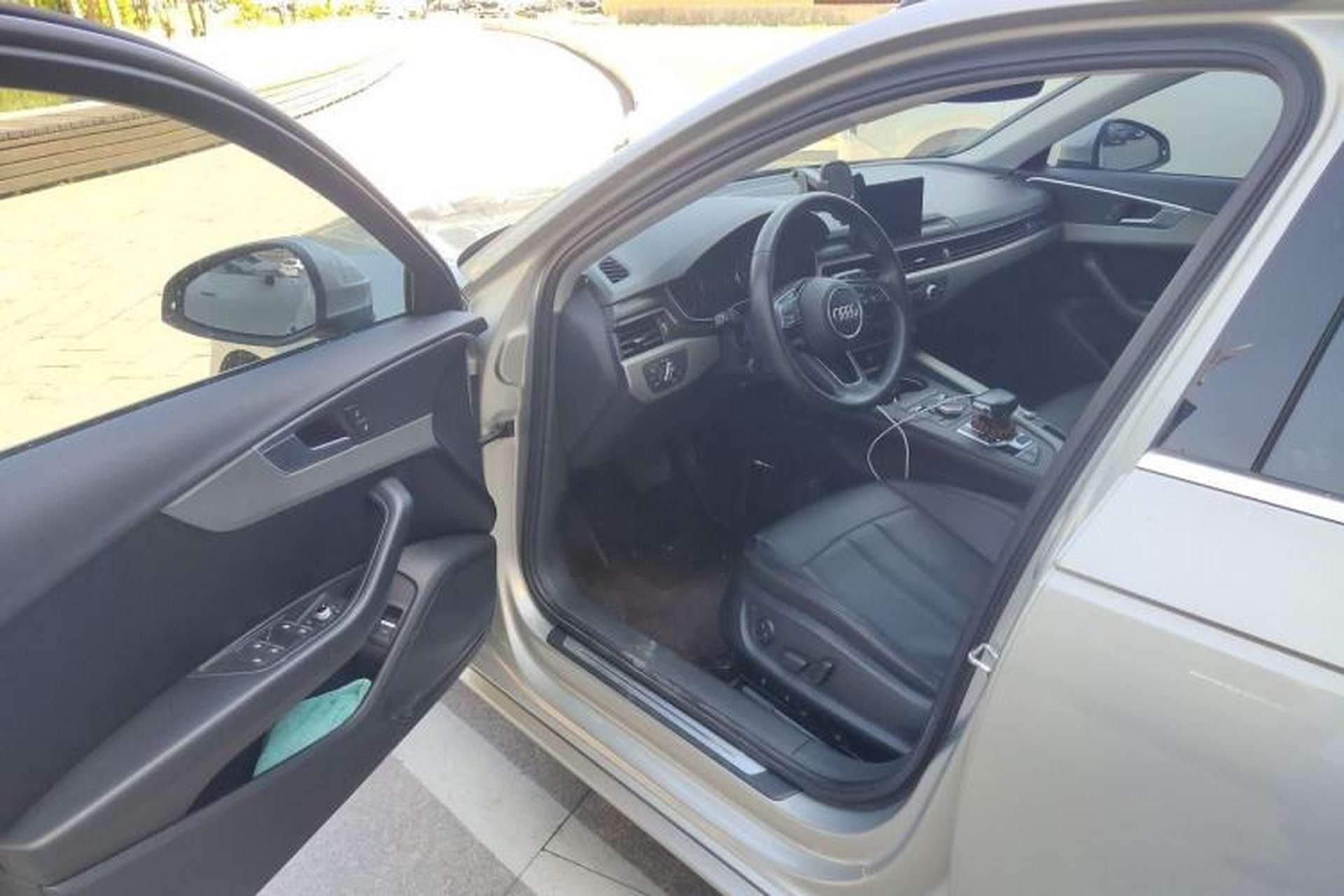 Used Audi A4L 2018 30th Anniversary Edition 40 TFSI Trendy Model Driver Seat